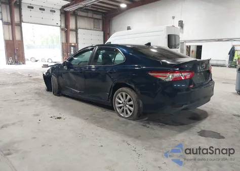 2019 Toyota Camry Le из США, поврежденный, VIN 4T1B11HK8KU709218